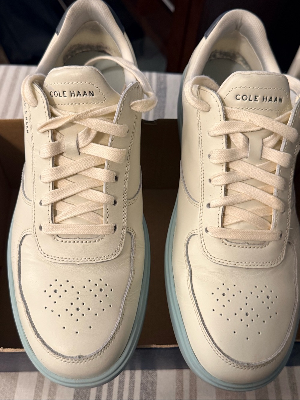 Cole Haan Men’s Cream Leather Sneakers with Light Blue Sole - Picture 2 of 5
